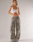 Low Waist Camo Cargo Pants for Women – Relaxed Fit Wide Legs, Trendy Urban Style