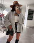 Variant image for Oversized Cardigan Sweater for Women with Gold Details – Soft, Cozy Layering Piece in Trendy Autumn Colors-10