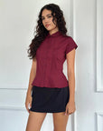 Elegant White Blouse with Classic Fit, Versatile Design, and Modern Details – Perfect for Office or Casual Wear
