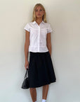 Elegant White Blouse with Classic Fit, Versatile Design, and Modern Details – Perfect for Office or Casual Wear