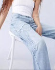 Stylish Bow Jeans with Unique Rosette Details – Comfortable High-Waisted Denim for All-Day Wear