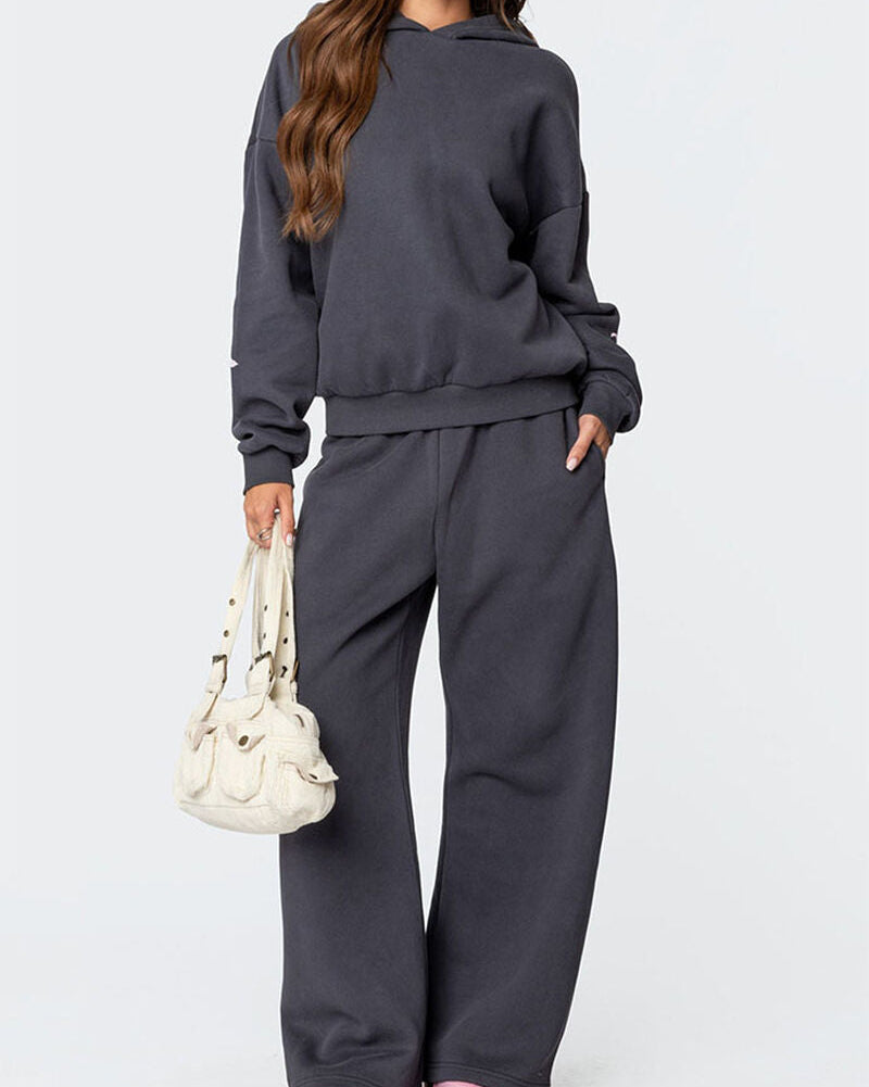Variant image for Cozy Rosette Two-Piece Women's Outfit – Stylish Oversized Overall Set in Cotton Blend for Relaxed Comfort-1