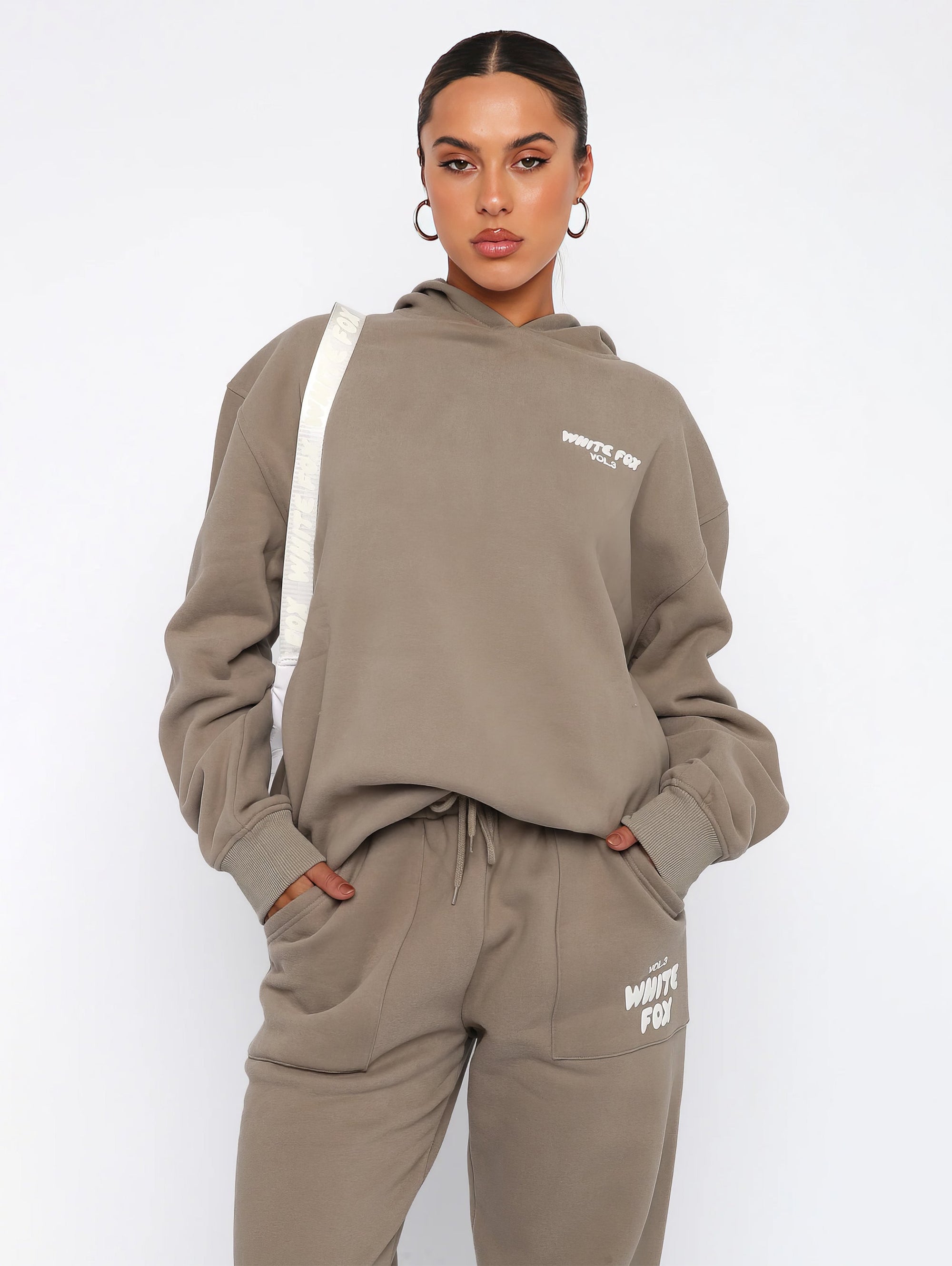 Variant image for Oversized Women's Tracksuit Set – Soft Fleece Jogging Suit with Relaxed Fit for Exercise and Lounging-29