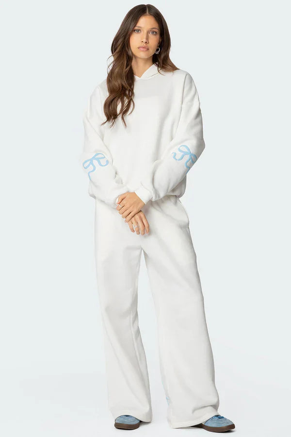 Variant image for Cozy Rosette Two-Piece Women's Outfit – Stylish Oversized Overall Set in Cotton Blend for Relaxed Comfort-7