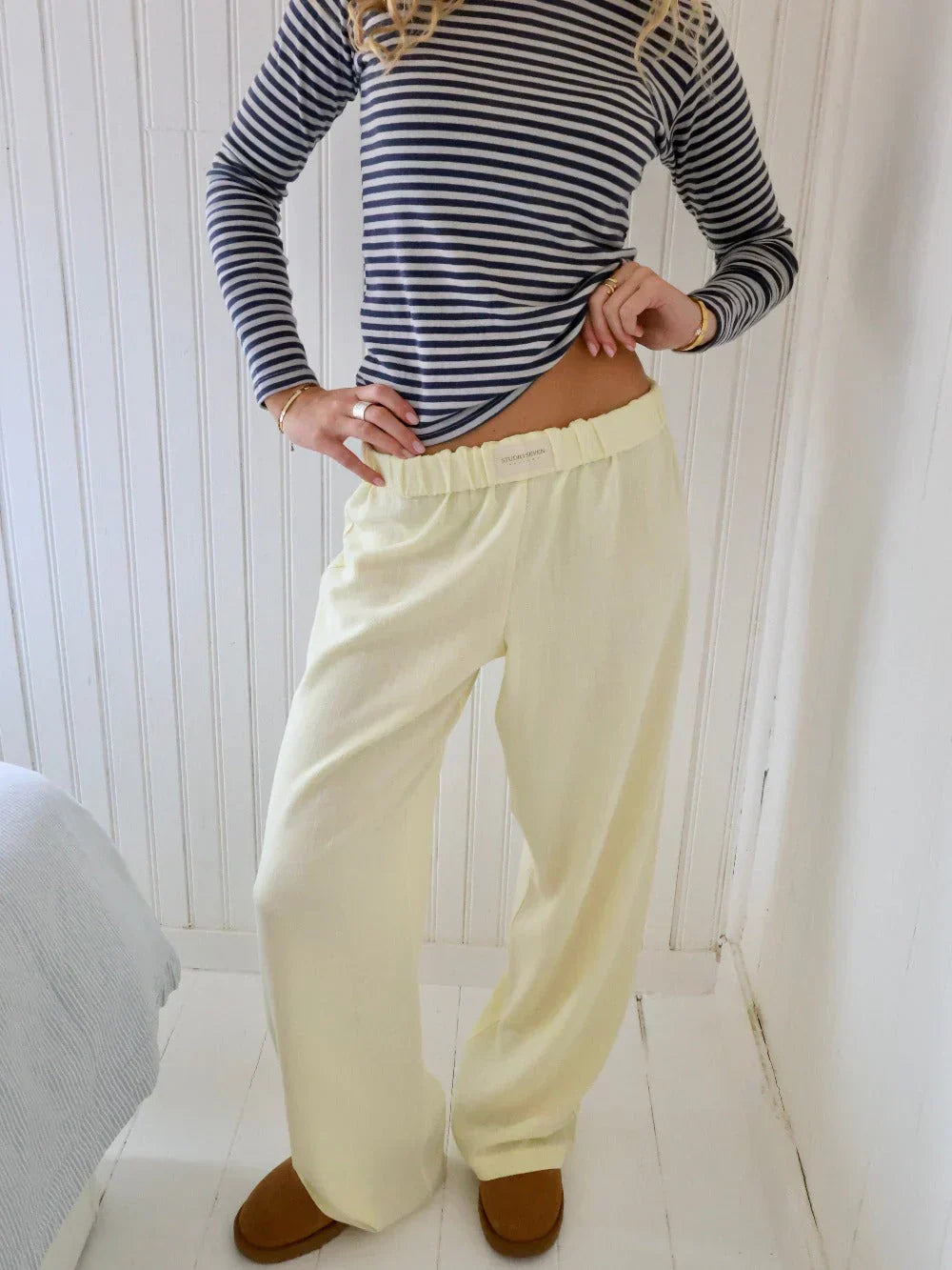 Variant image for Stylish Women's Pants – Comfortable Scandinavian Design for Casual and Formal Occasions, Flattering Fit, High-Quality Fabric-9