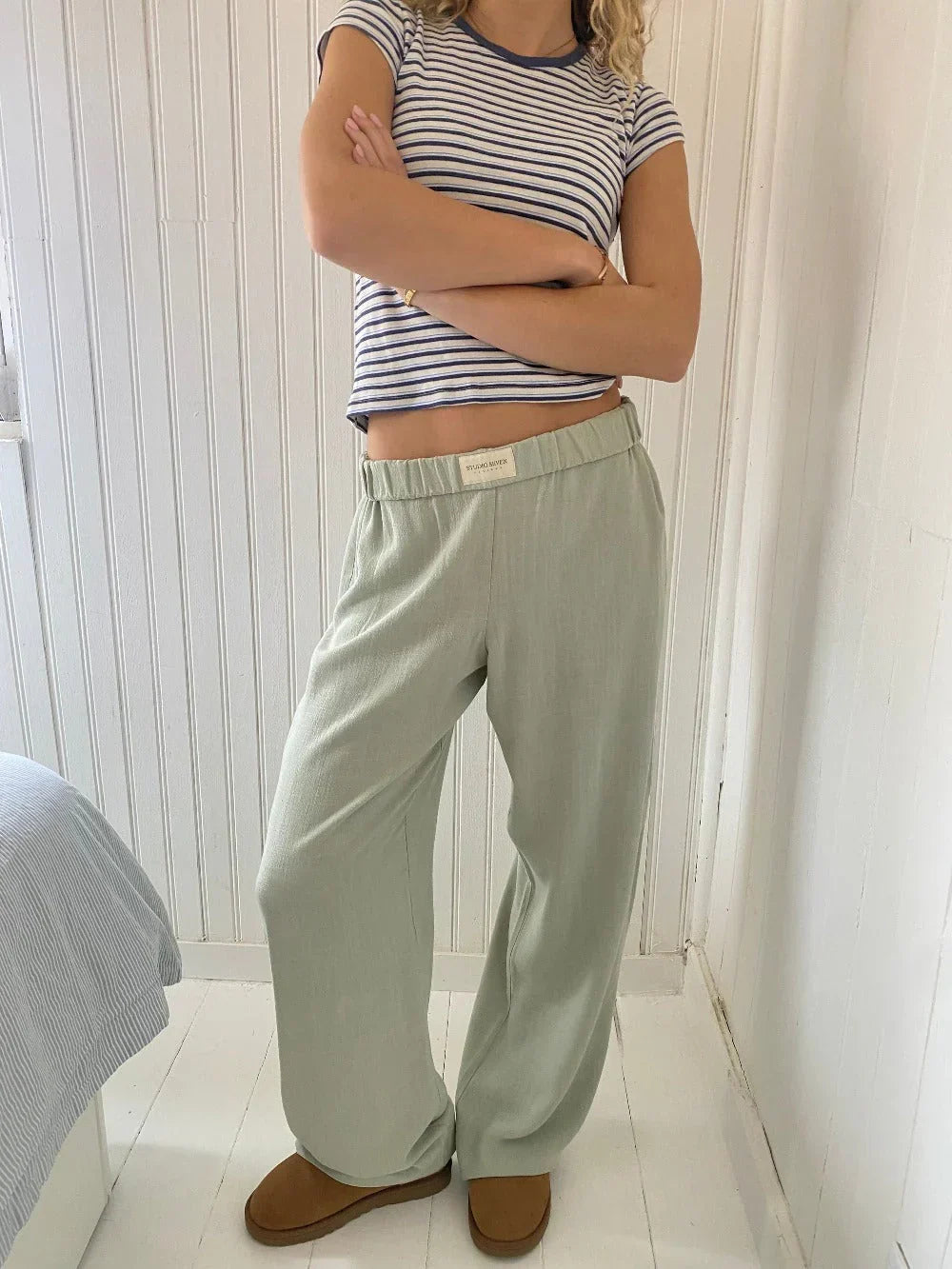 Variant image for Stylish Women's Pants – Comfortable Scandinavian Design for Casual and Formal Occasions, Flattering Fit, High-Quality Fabric-7