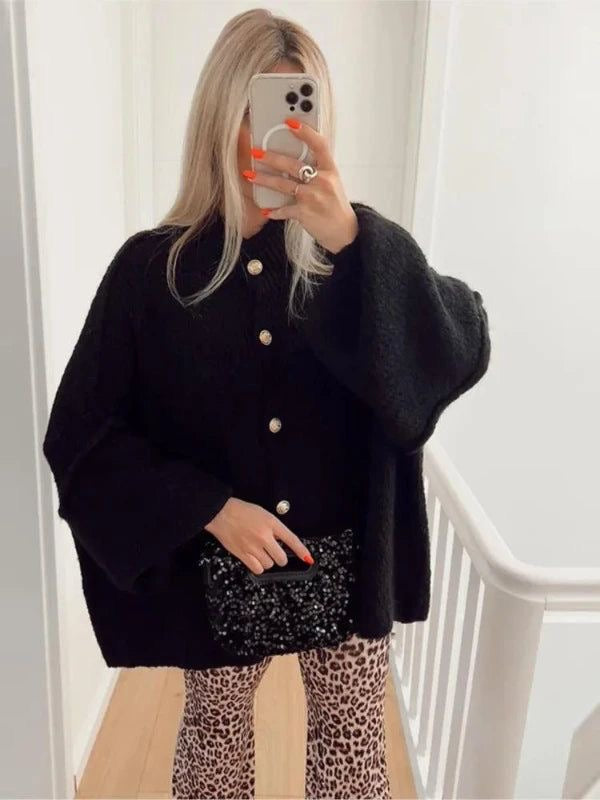Variant image for Oversized Cardigan Sweater for Women with Gold Details – Soft, Cozy Layering Piece in Trendy Autumn Colors-7