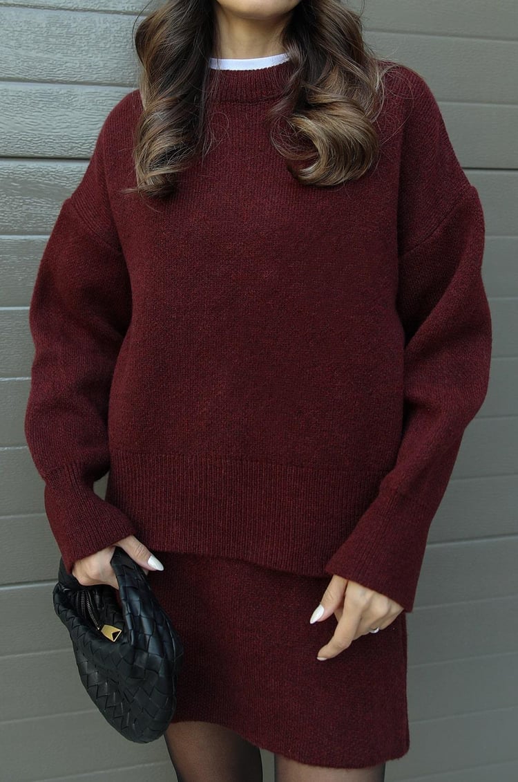 Variant image for Elegant Women's Loungewear Set – Soft Knitted Two-Piece Top and Skirt Combo for Stylish Comfort-8