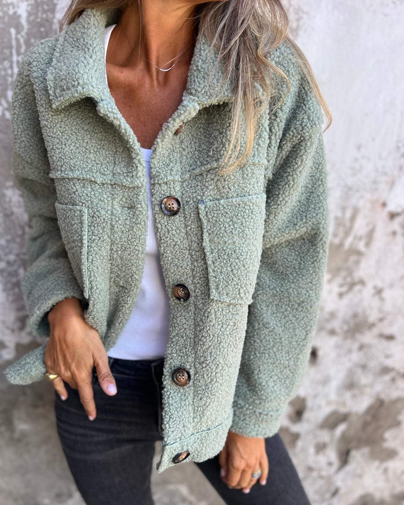 Variant image for Stylish Women's Teddy Jacket – Warm Fluffy Outerwear for Autumn and Winter, Available in Multiple Colors-25